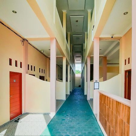 Reddoorz Near Kantor Gubernur Kalimantan Tengah Palangkaraya Eksteriør billede