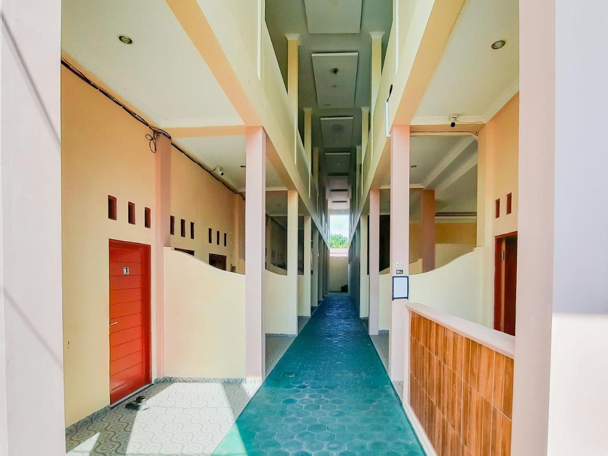 Reddoorz Near Kantor Gubernur Kalimantan Tengah Palangkaraya Eksteriør billede